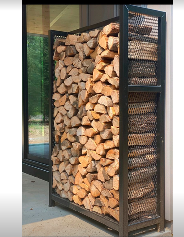 Rangement pour bûche ouvert .
Rack a bûche sur mesure